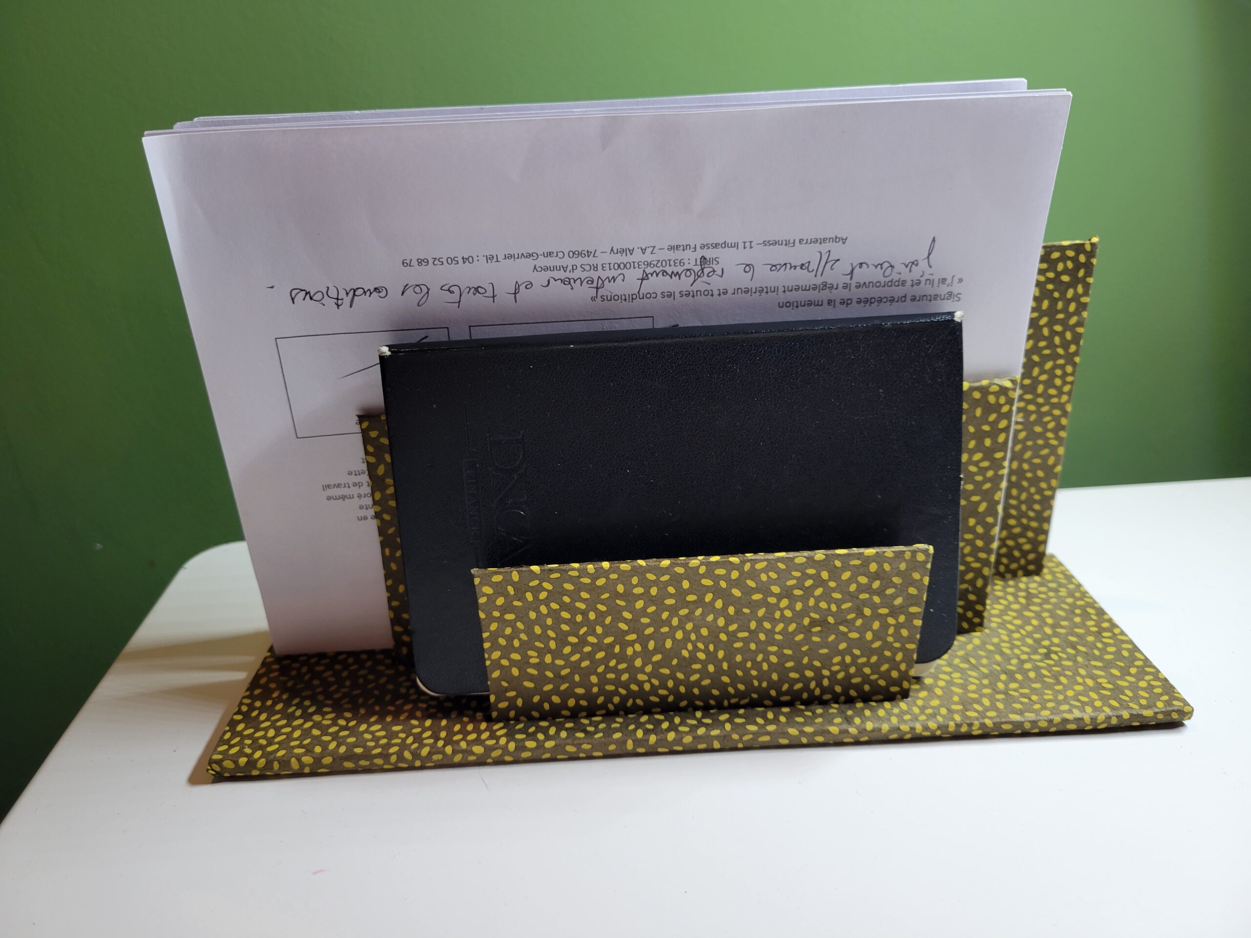 Cartonnage-Range courriers