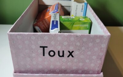 Boite de rangements de médicaments mois de Mars
