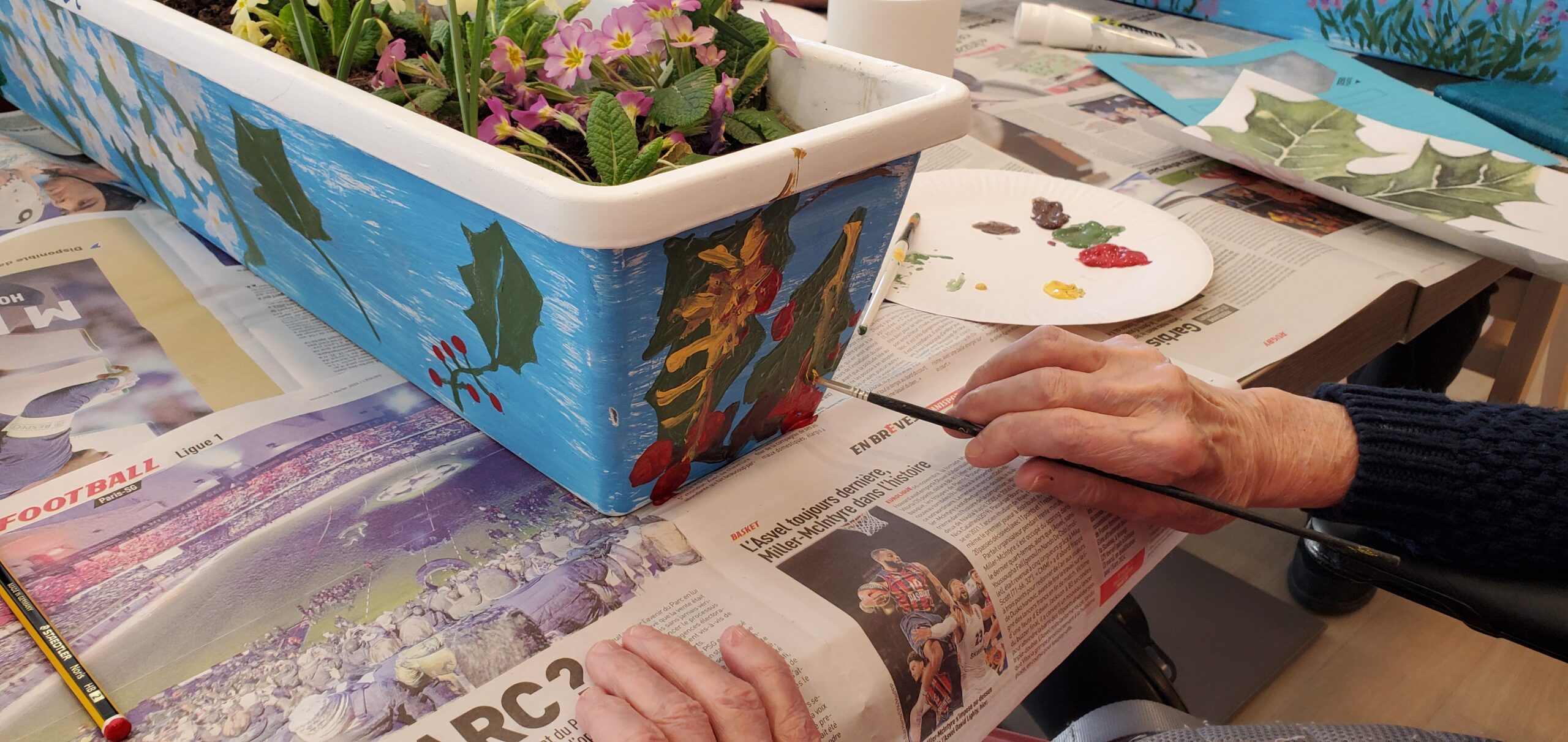 Collectif RH- peinture sur jardinières